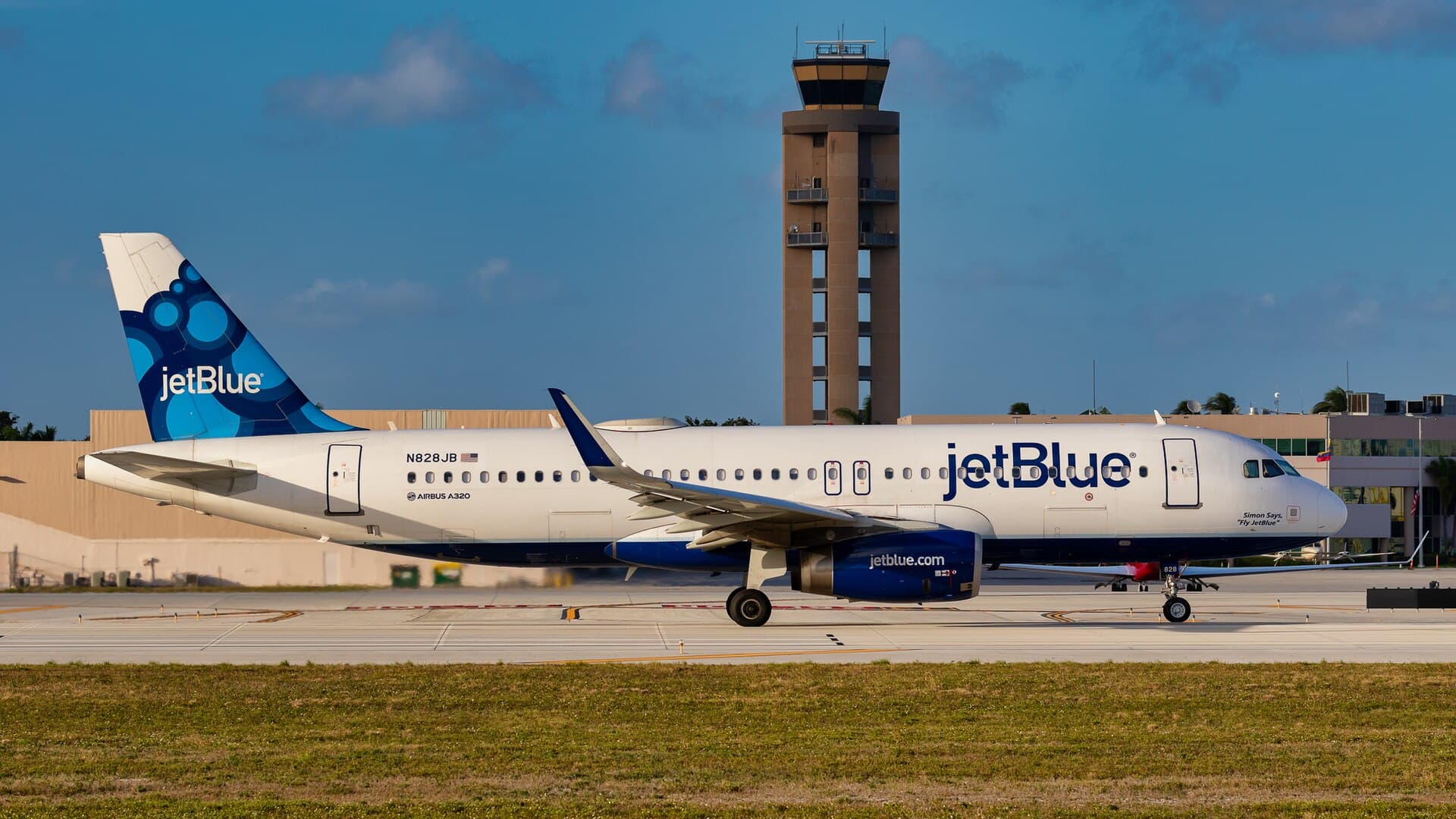 N828JB — Airbus