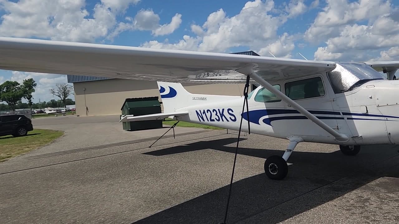 N123KS at KLAL