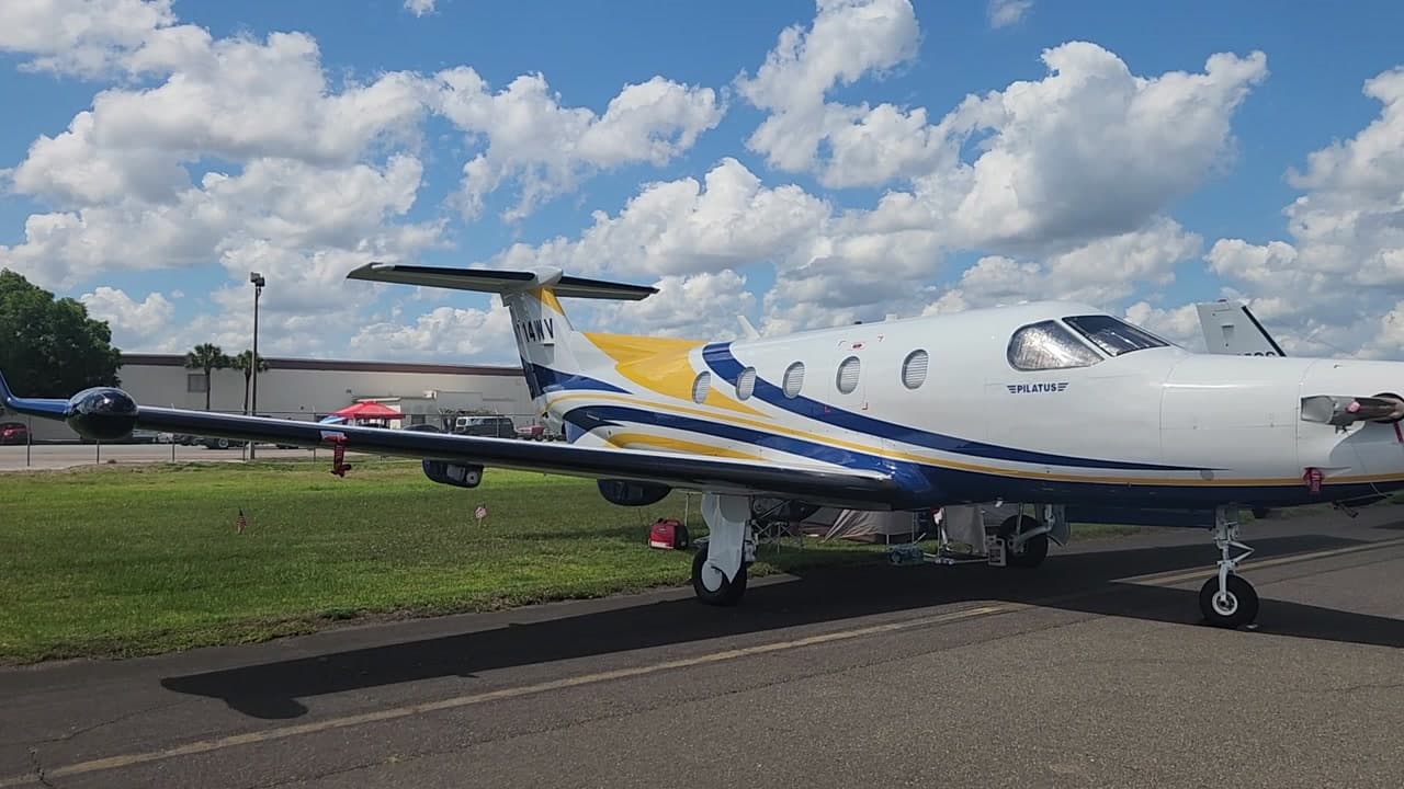 N714WV at KLAL