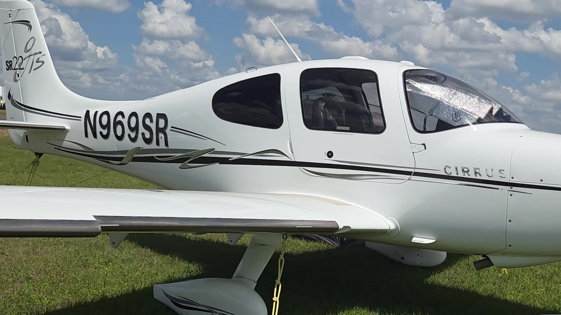 N969SR - Cirrus SR22T