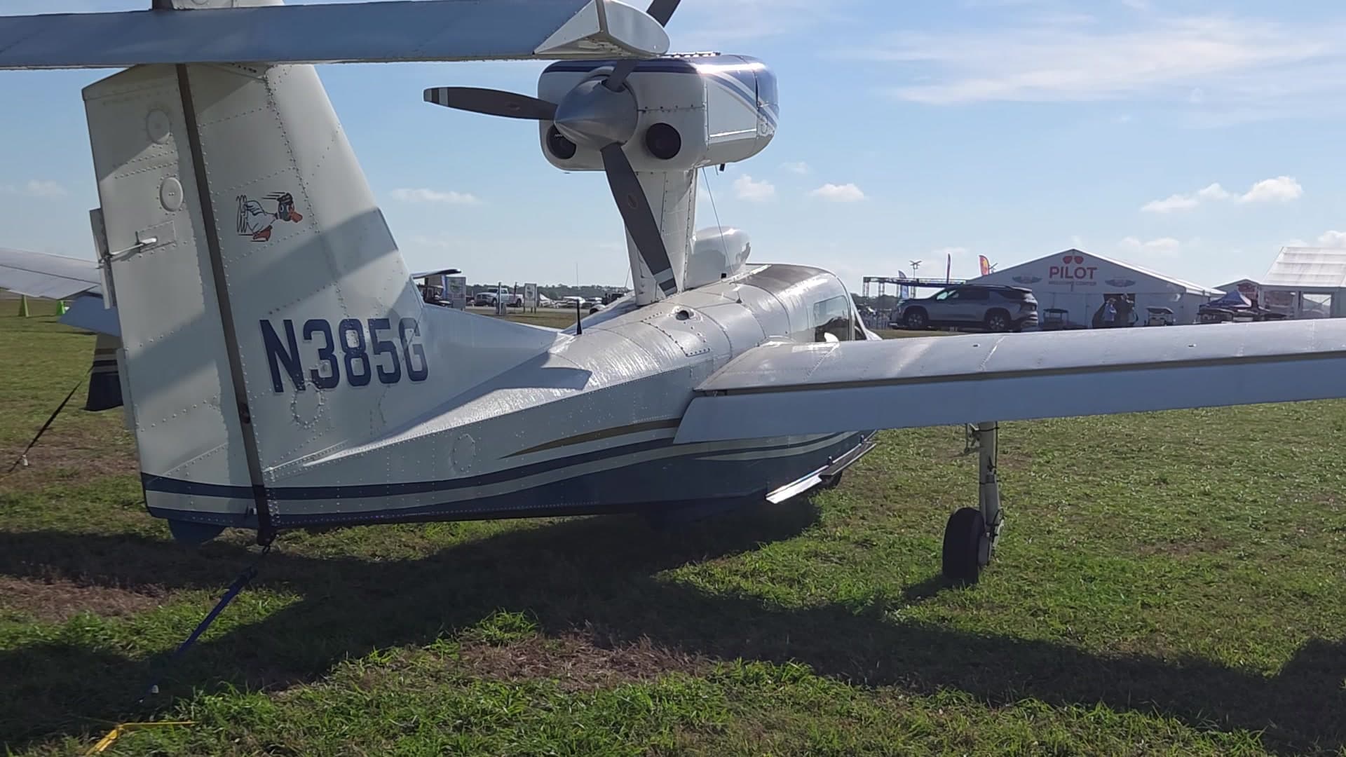N3856G - Lake LA-4-200 Calypso amphibian