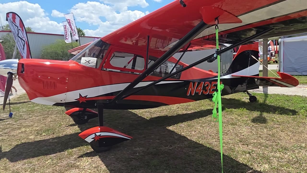 N43EA at KLAL