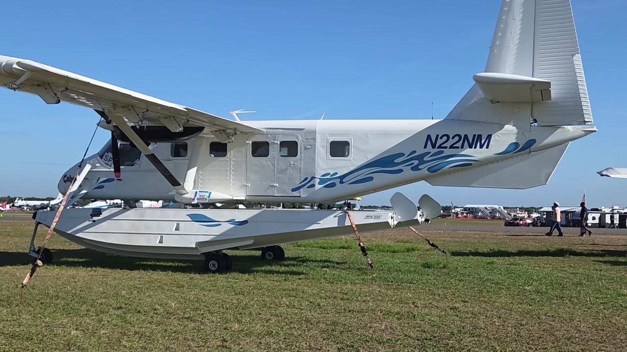 N22NM - Government Aircraft Factories N22B at KLAL
