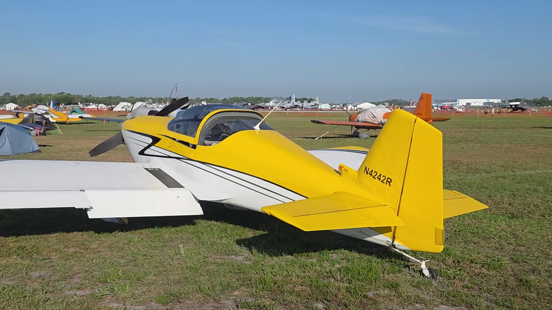 N4242R - Eldridge Carl RV-6