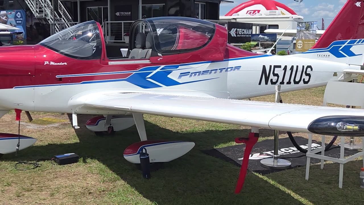 N511US at KLAL