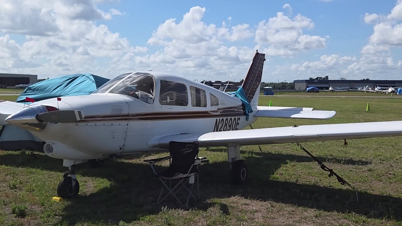 N2890E at KLAL