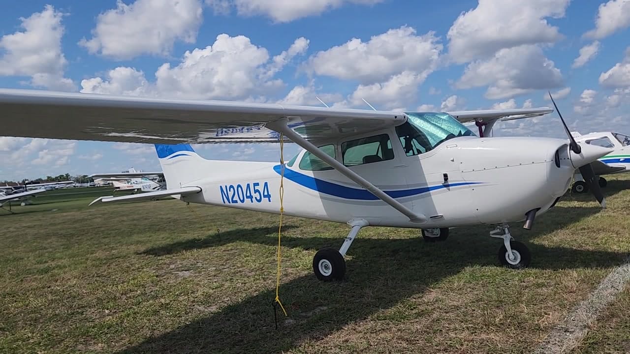 N20454 at KLAL