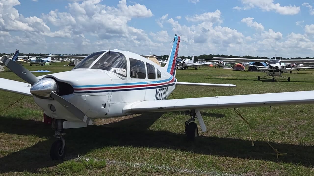 N3315D at KLAL