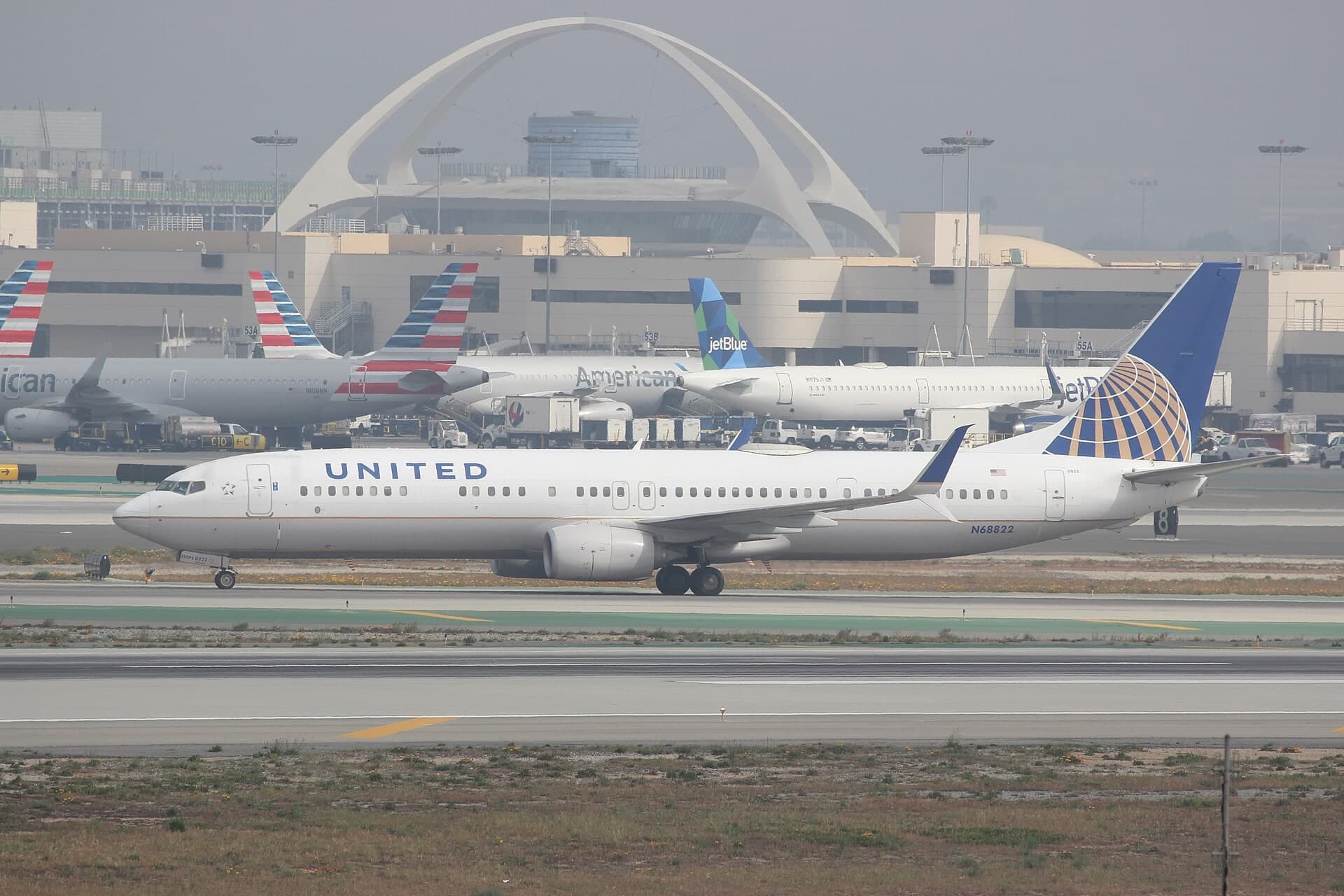 N68822 — Boeing