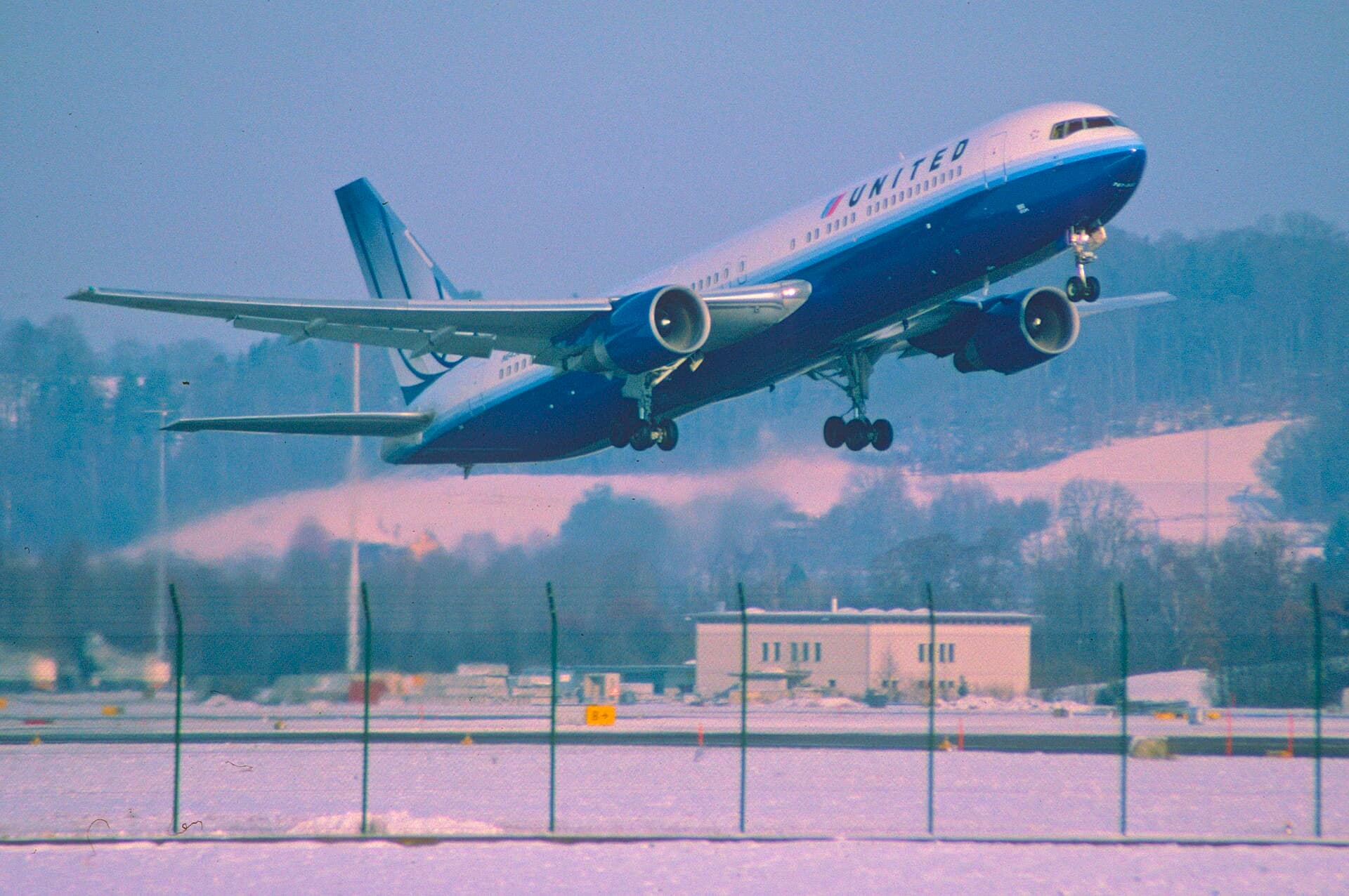 N643UA — Boeing
