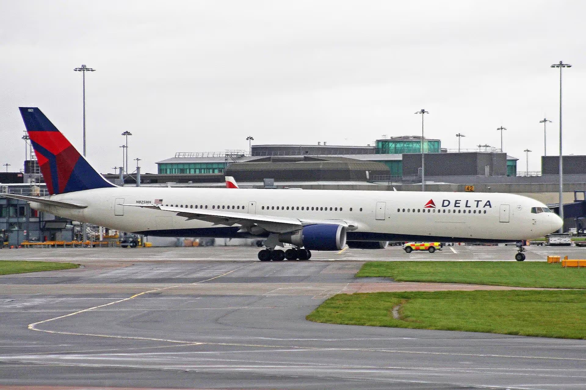 N825MH — Boeing