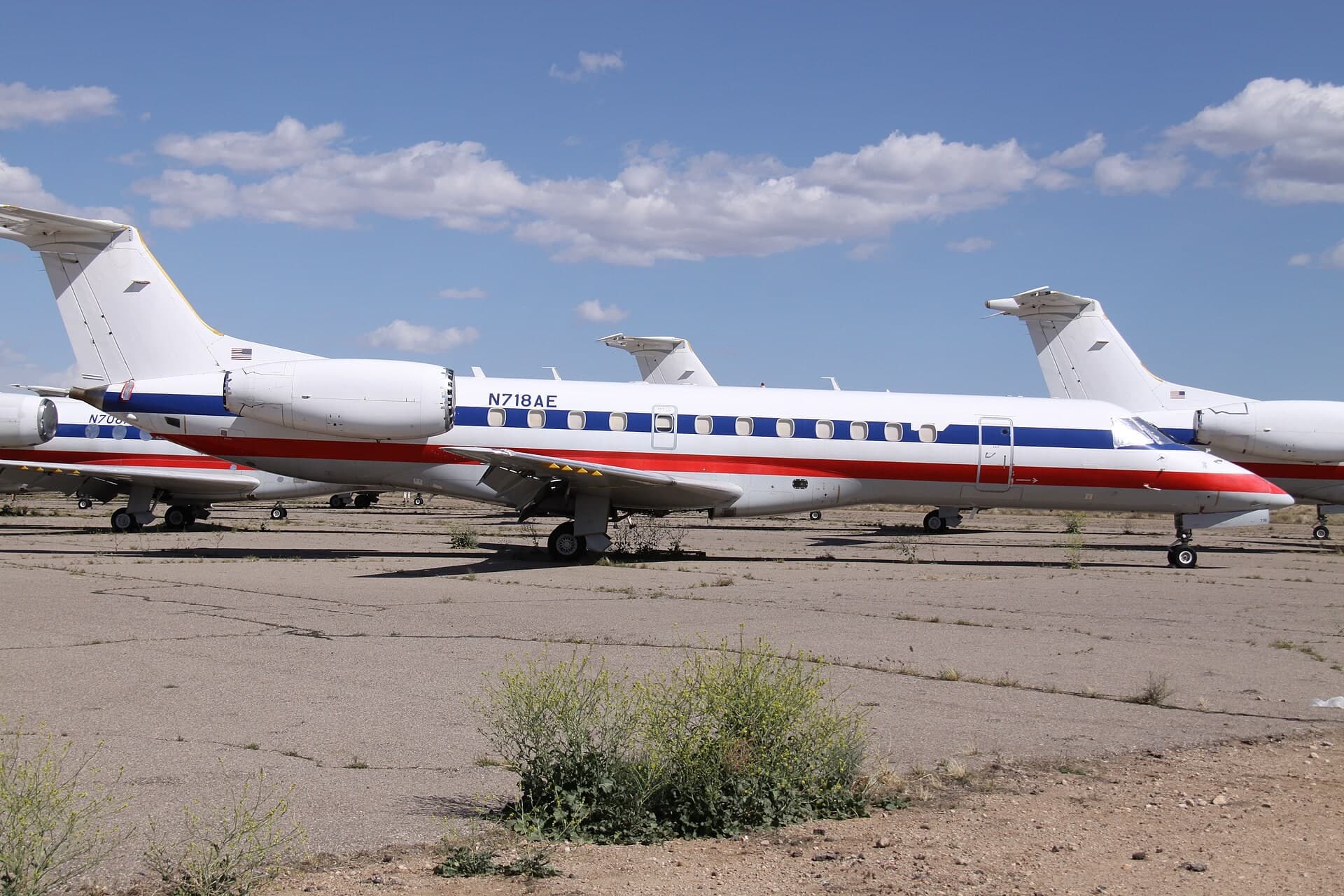 N718AE — Business jet