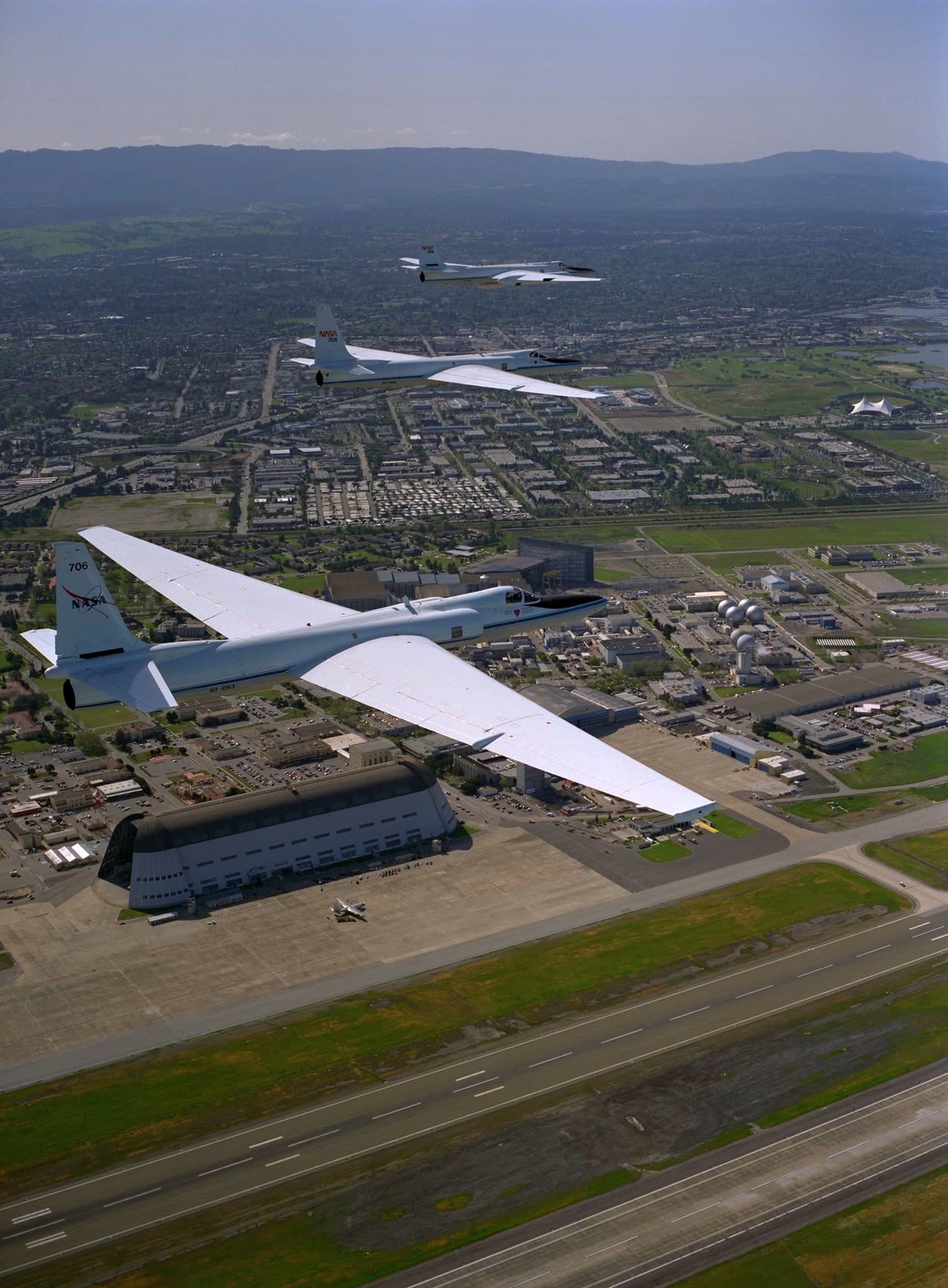 N809NA — Lockheed