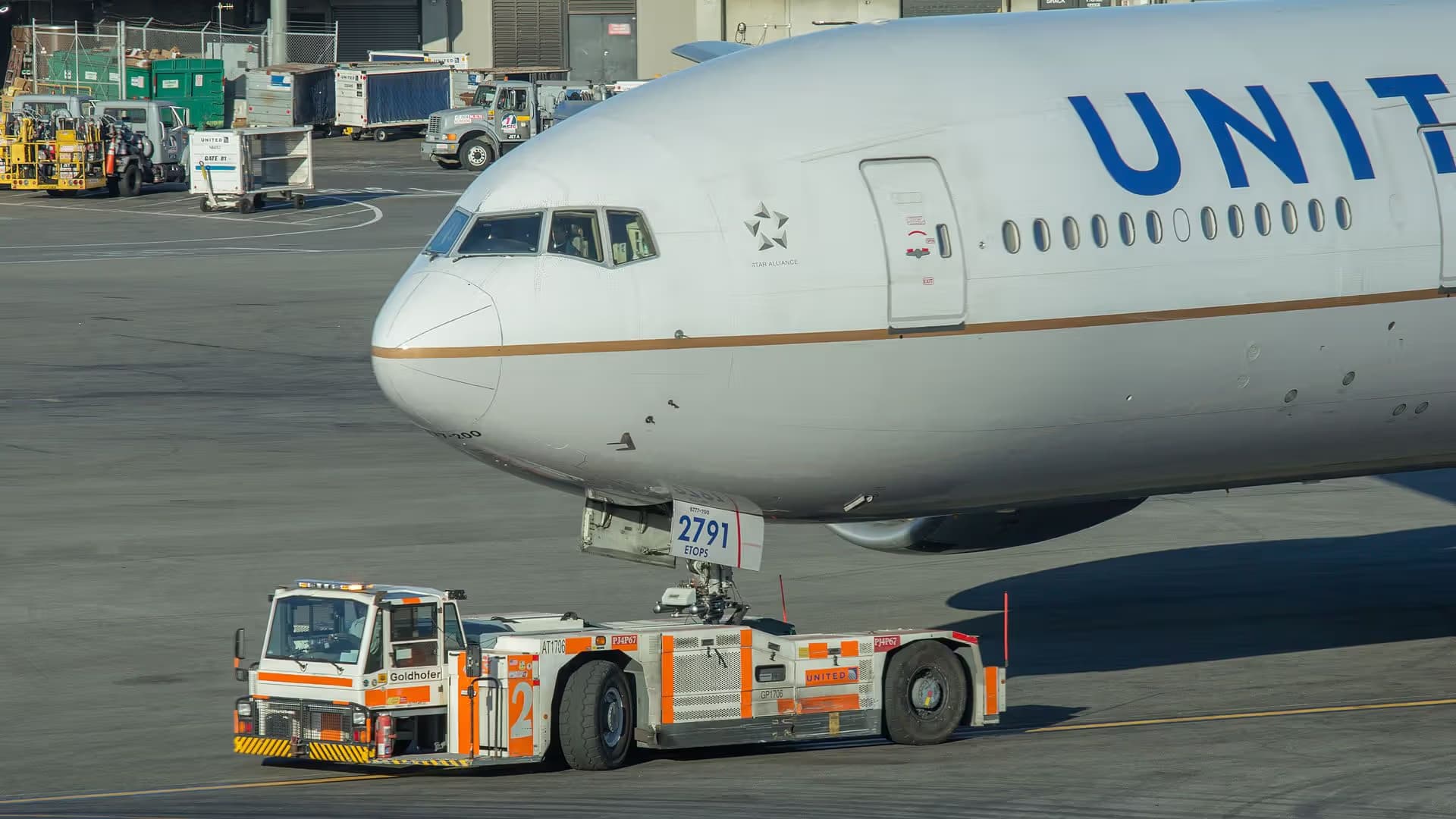 N791UA — Boeing at San Francisco International Airport