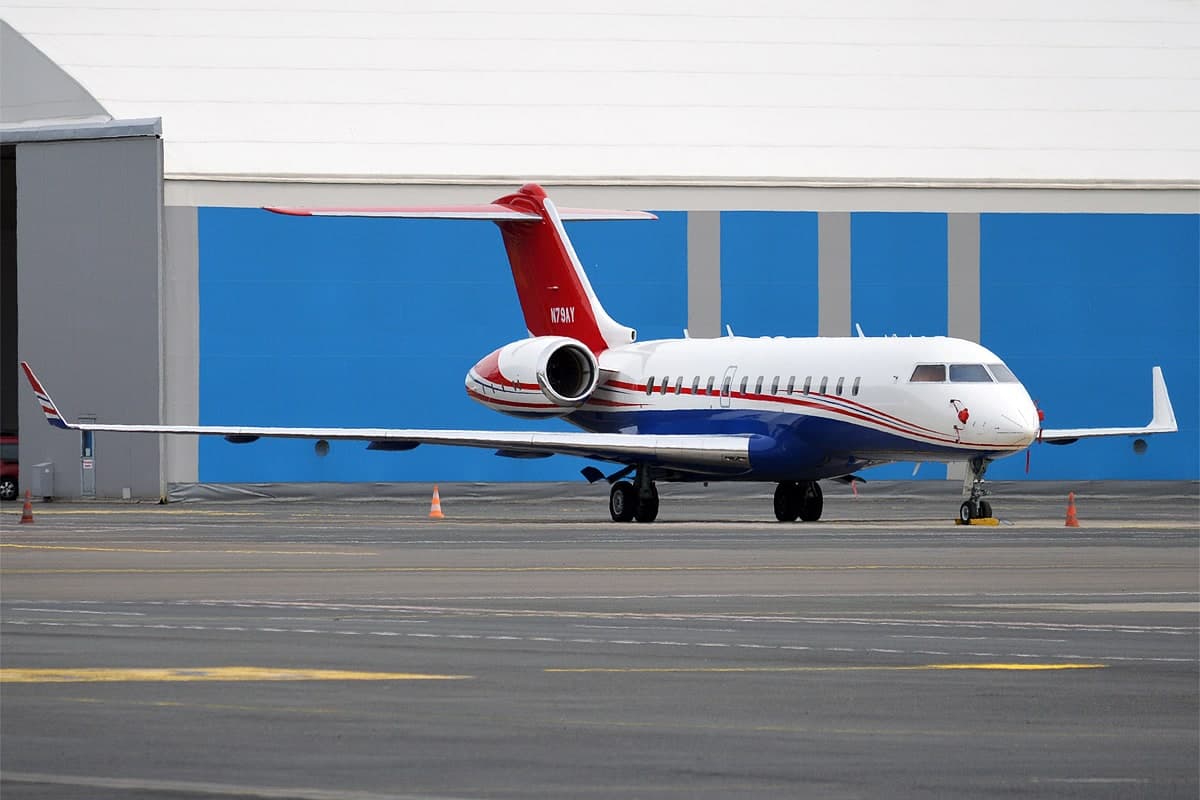 N79AY — Bombardier