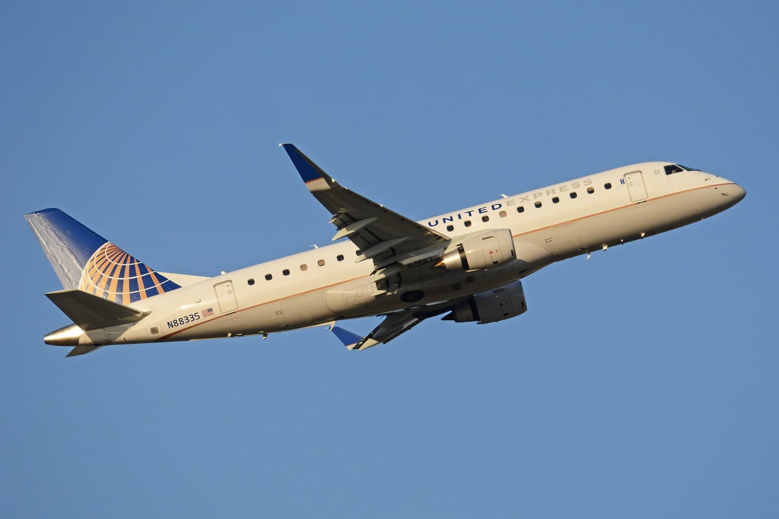 N88335 — Twin-engine aircraft