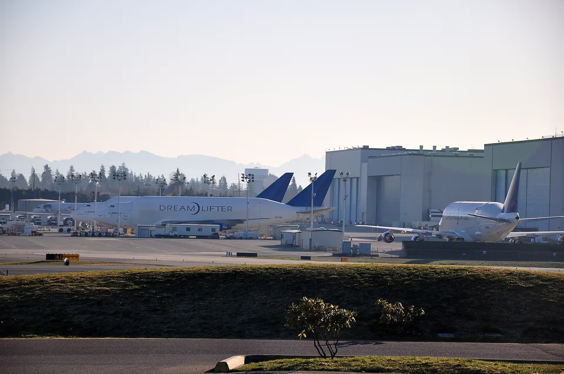 N718BA — Boeing