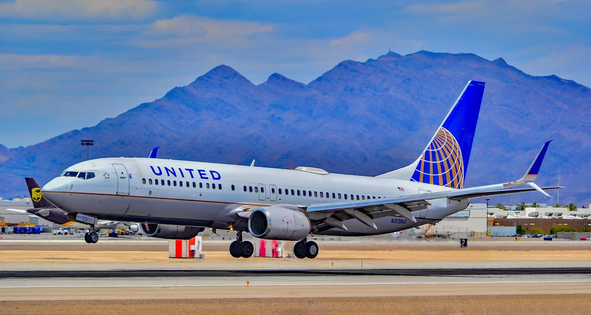N37263 — Boeing