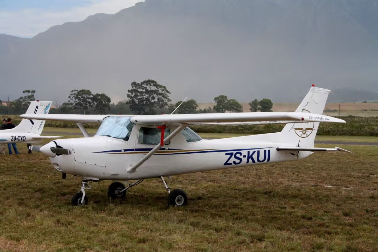 ZS-KUI — Cessna