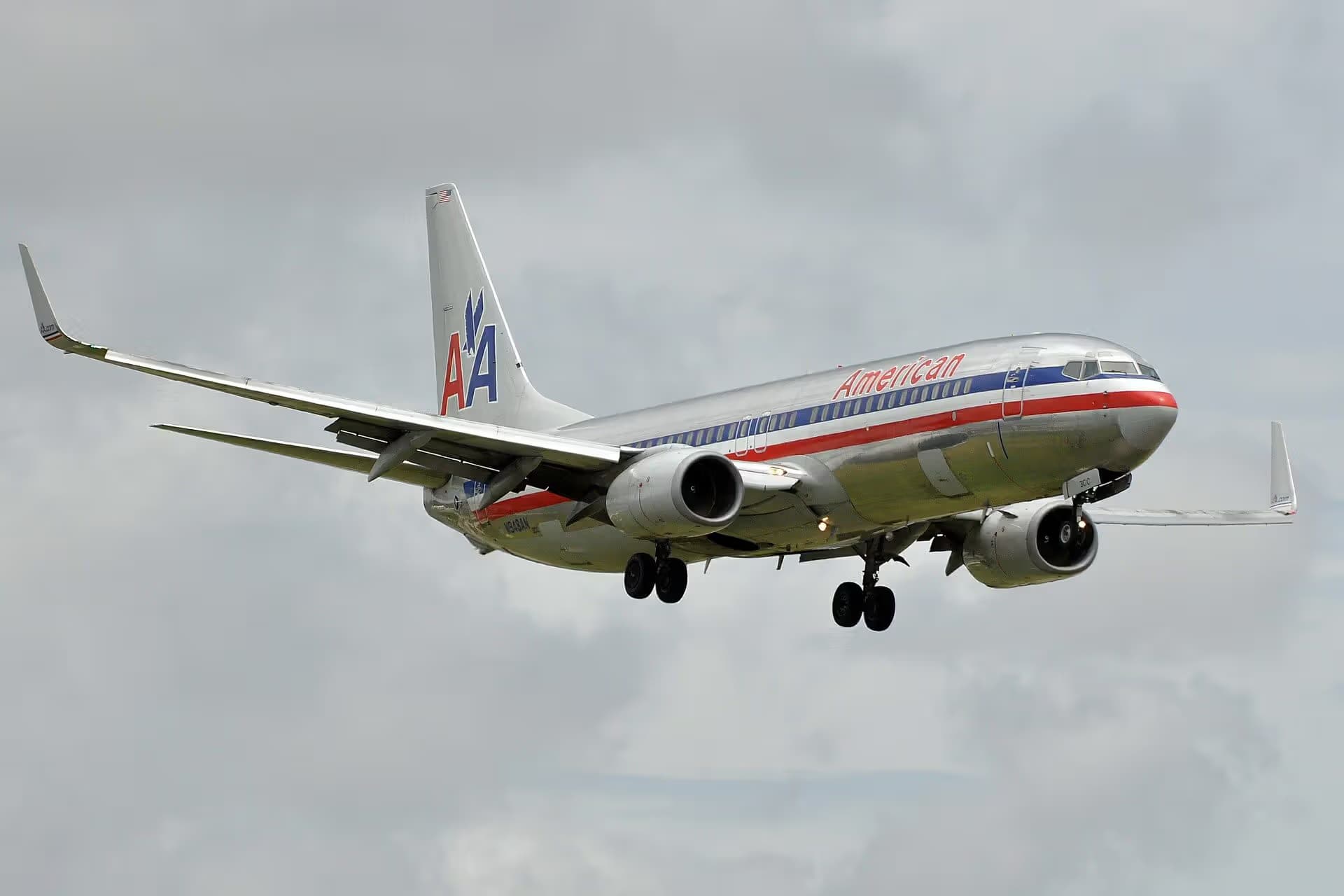 N948AN — Twin-engine aircraft