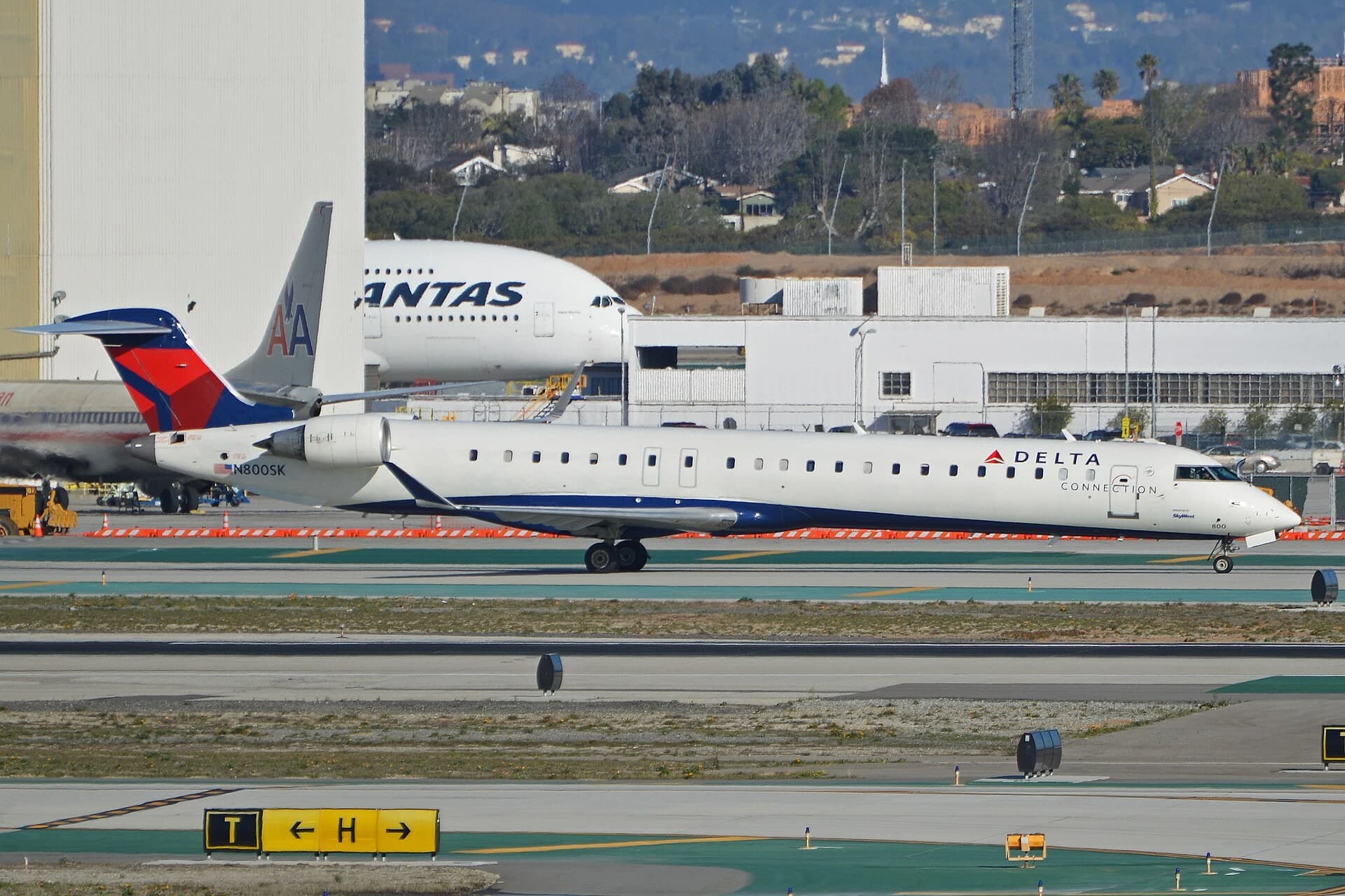 N800SK — Bombardier
