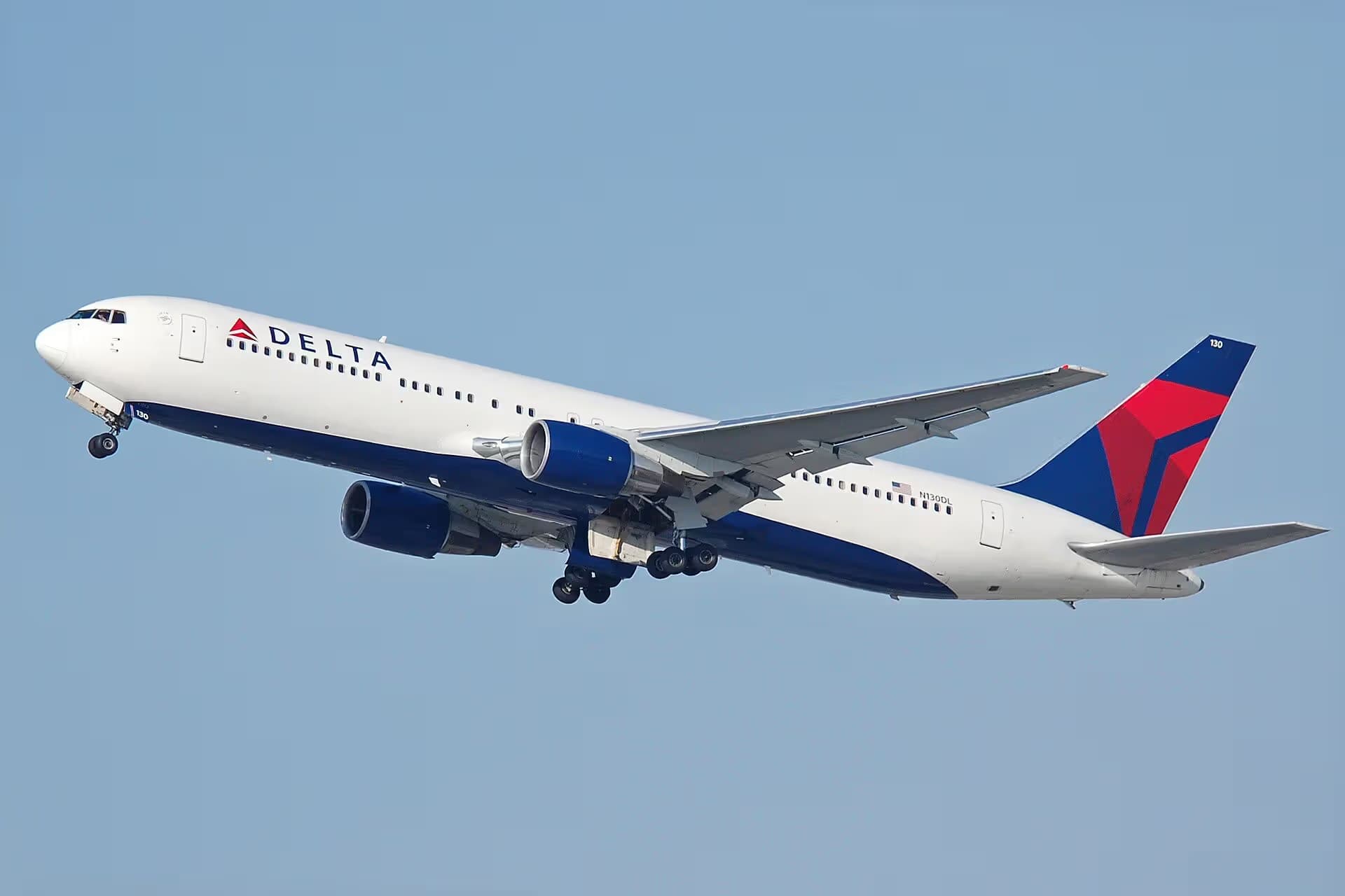 N130DL — Boeing