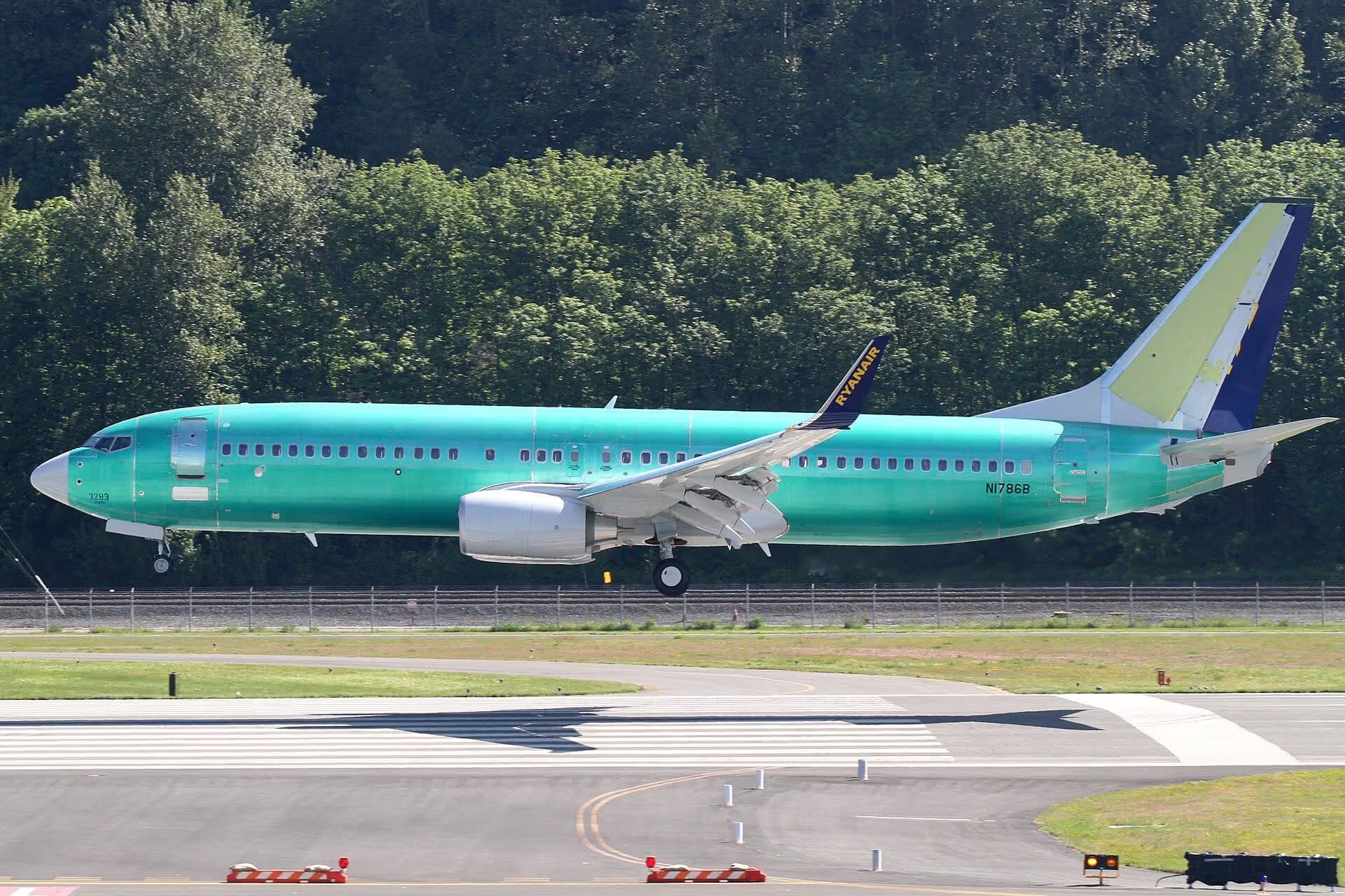N1786B — Boeing