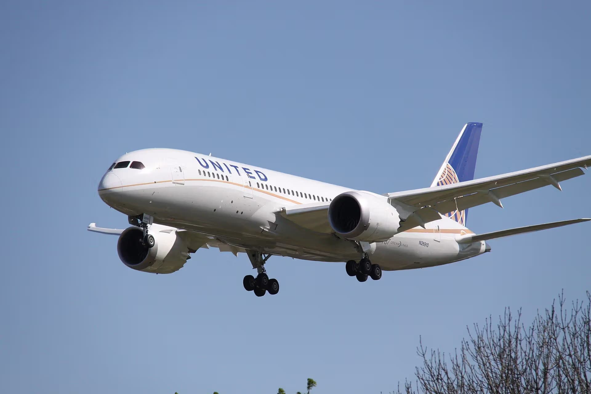 N26910 — Boeing