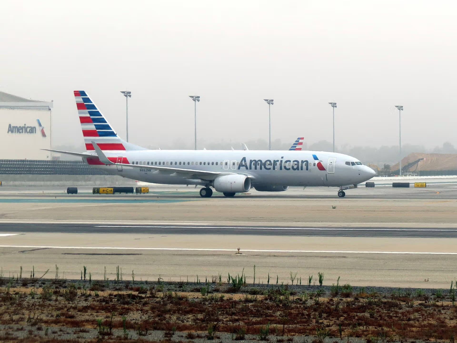 N982NN — Boeing