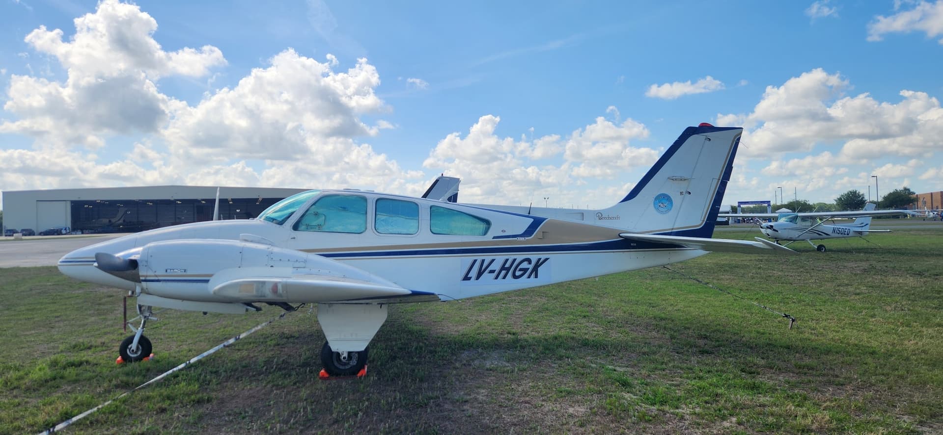 LVHGK — Beechcraft E55 at Lakeland Linder Intl