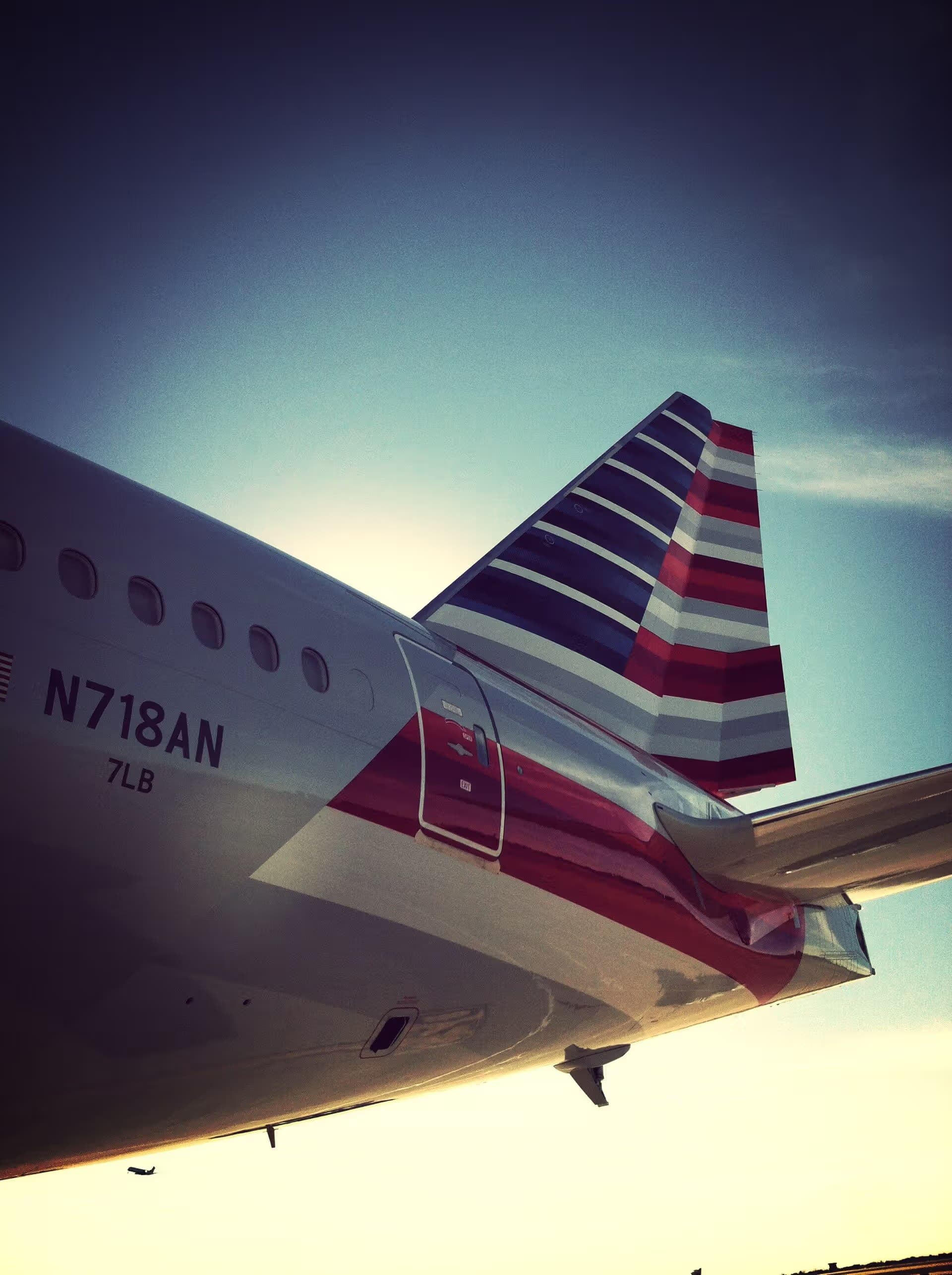 N718AN — Aircraft