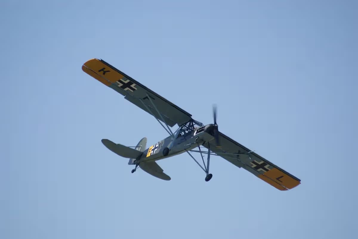 Unidentified — Warbird