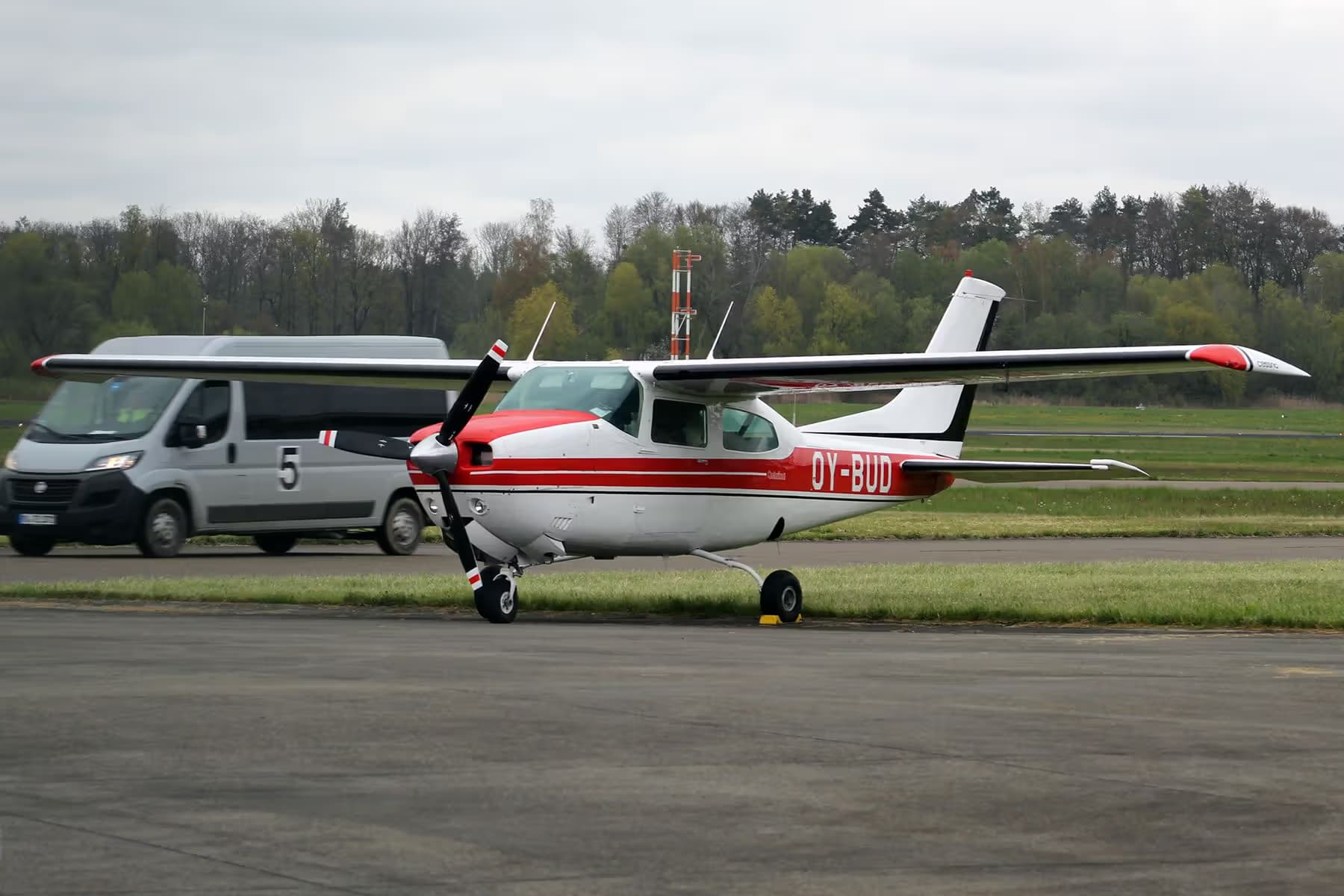 OY-BUD — Single-engine aircraft