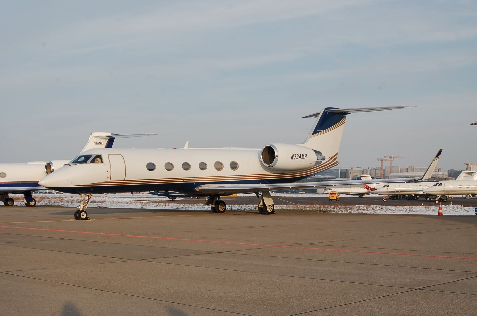 N794MH — Business jet