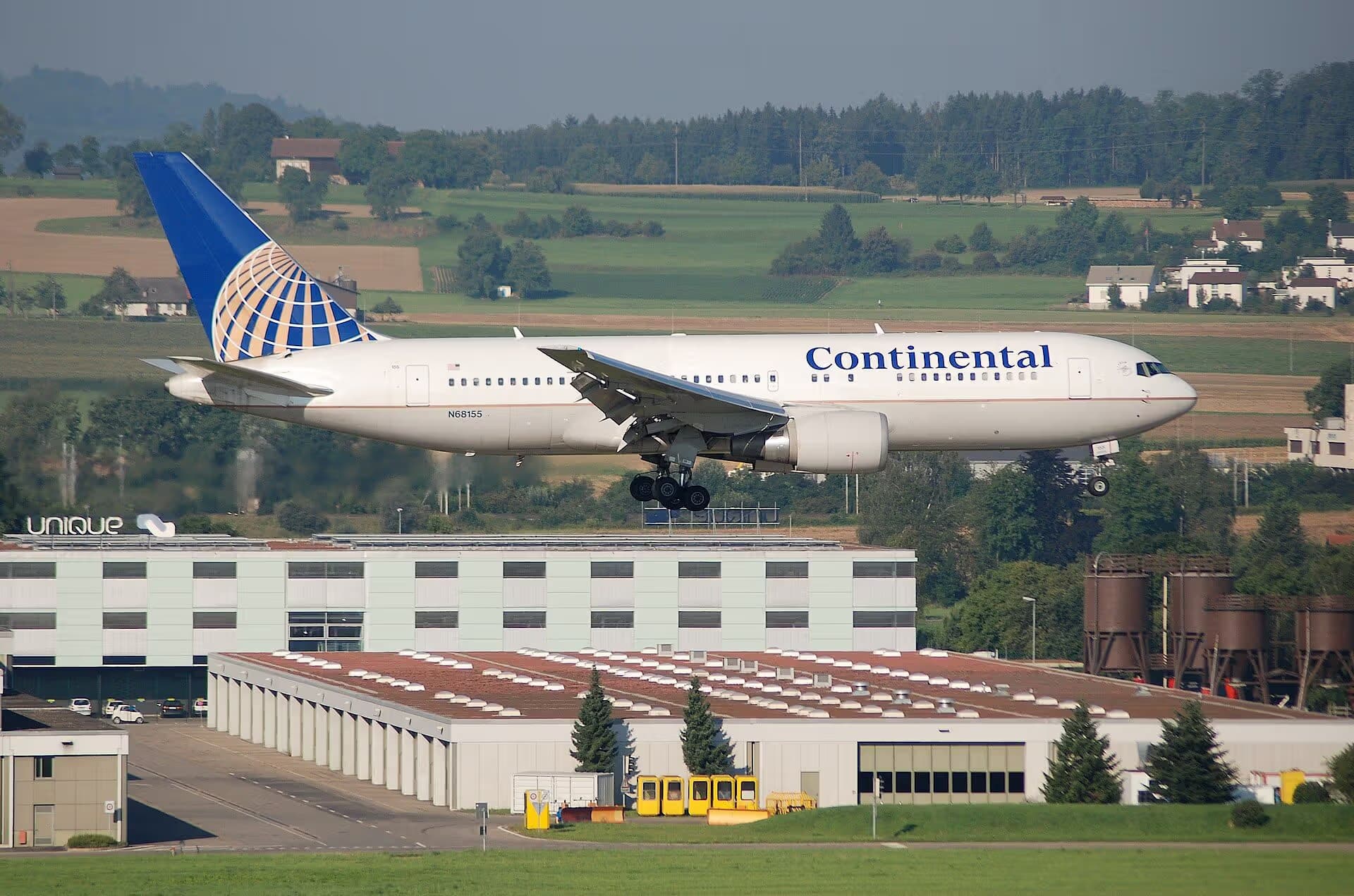 N68155 — Twin-engine aircraft