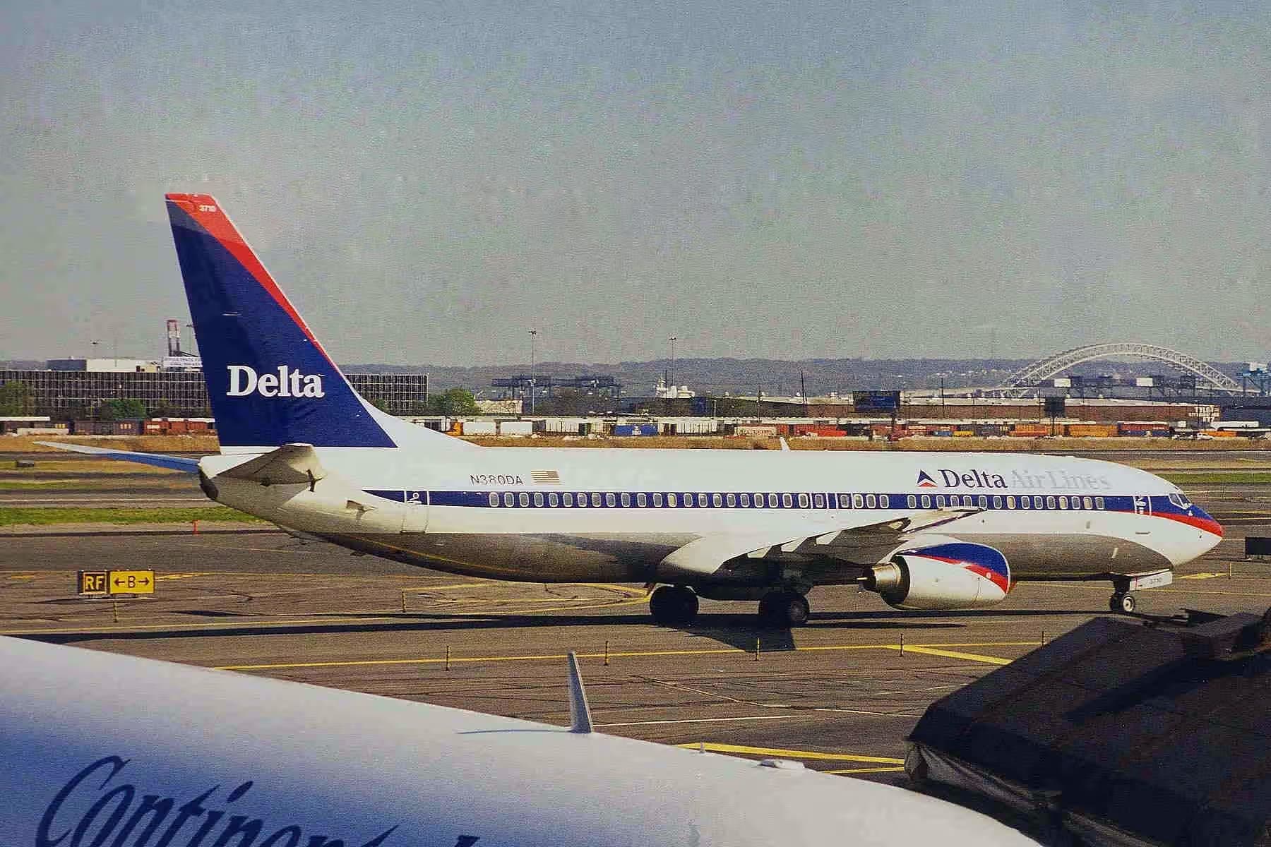 N380DA — Boeing