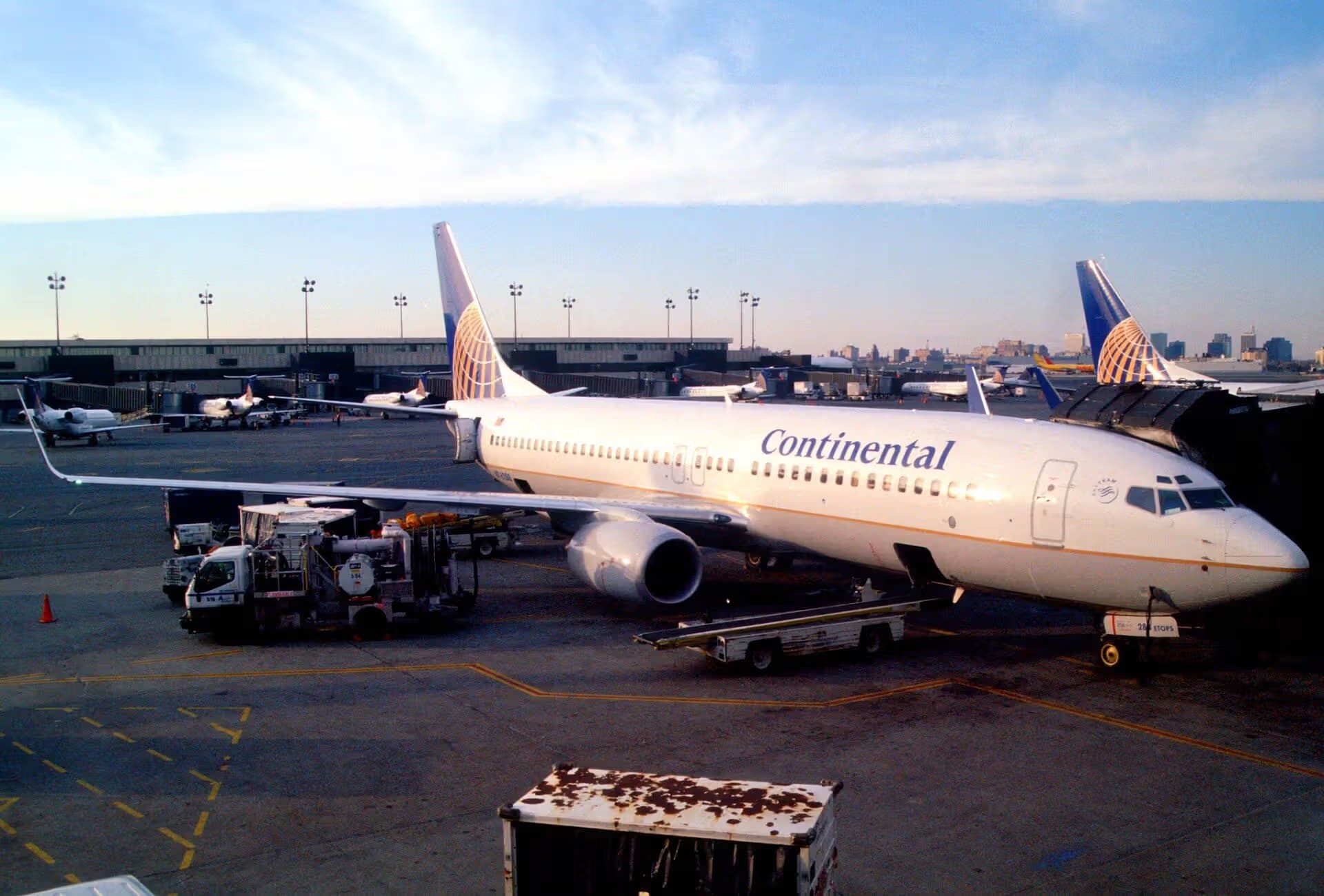 N76288 — Boeing