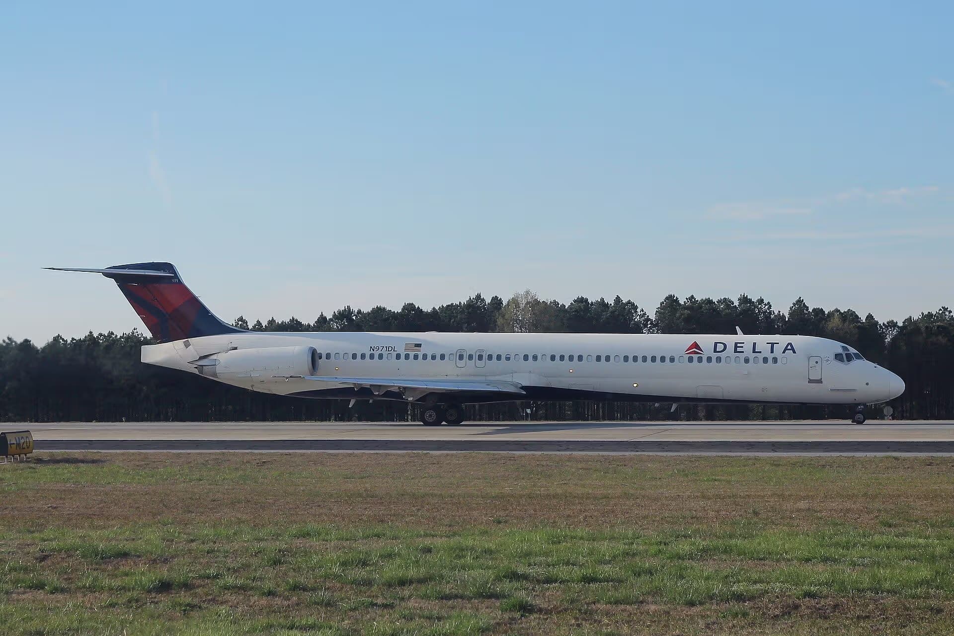 N971DL — Aircraft