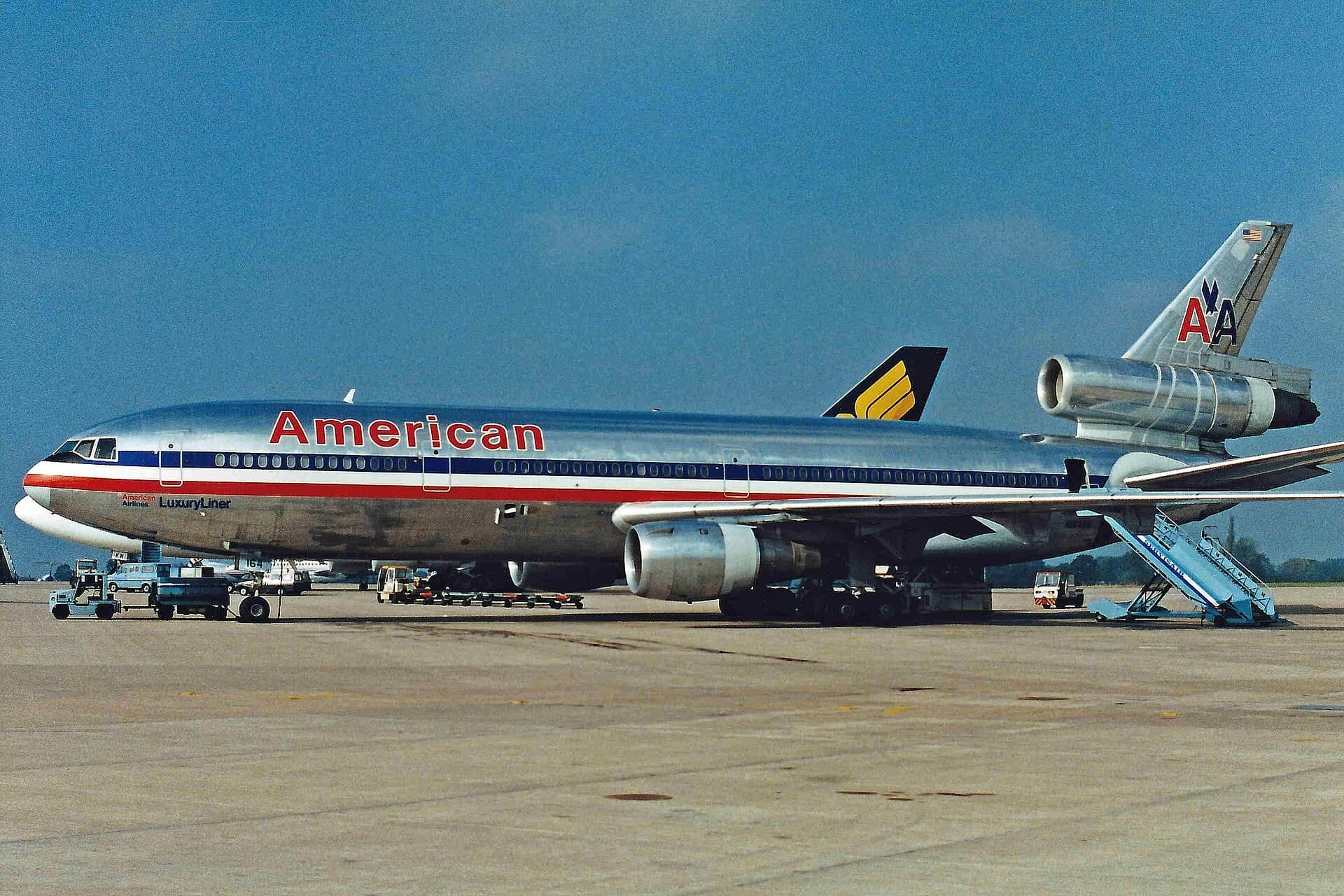 N164AA — Douglas