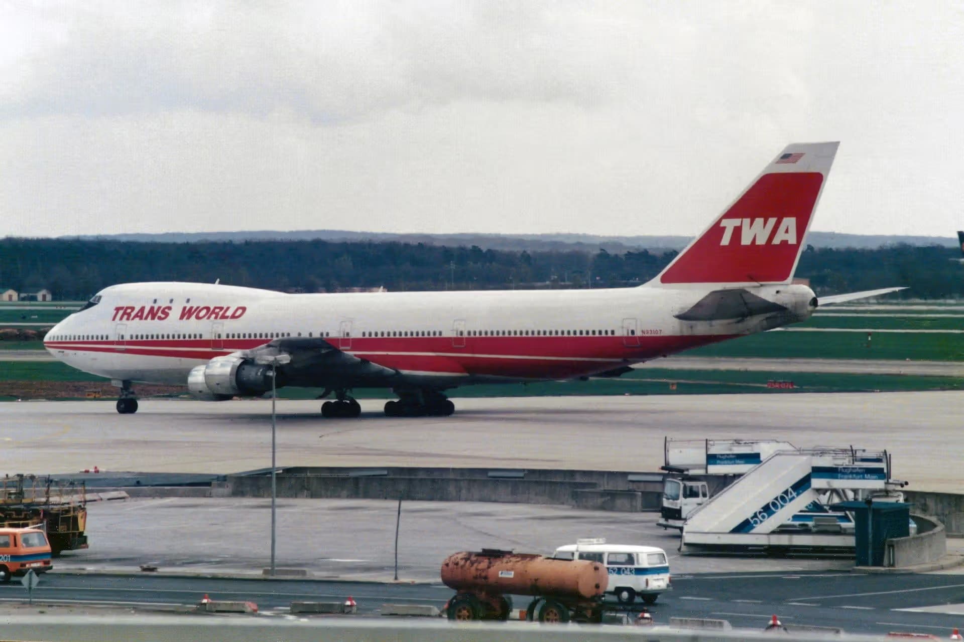 N93107 — Boeing
