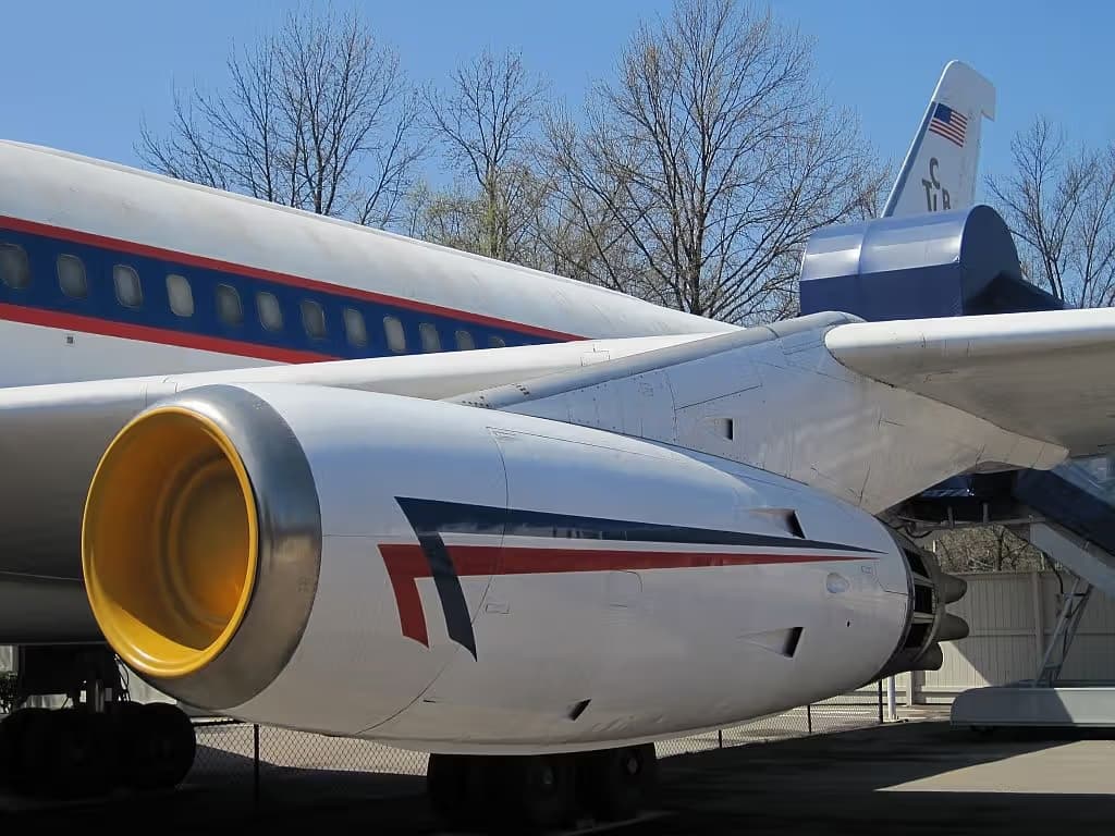 Unidentified — Aircraft