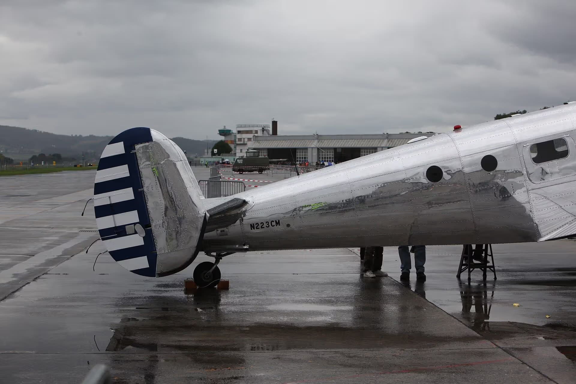 N223CM — Beech