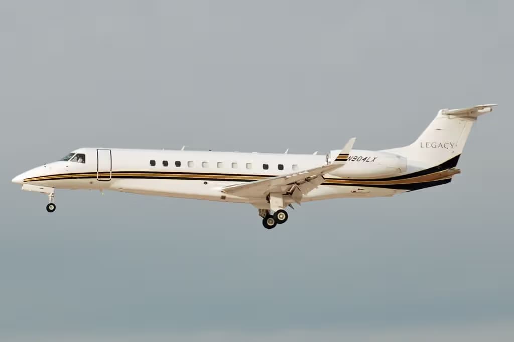 N904LX — Embraer