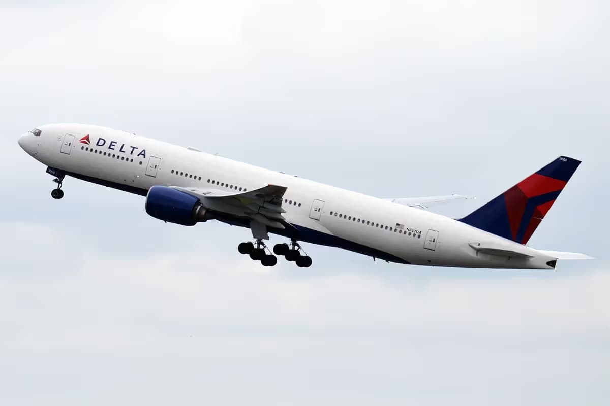 N867DA — Boeing