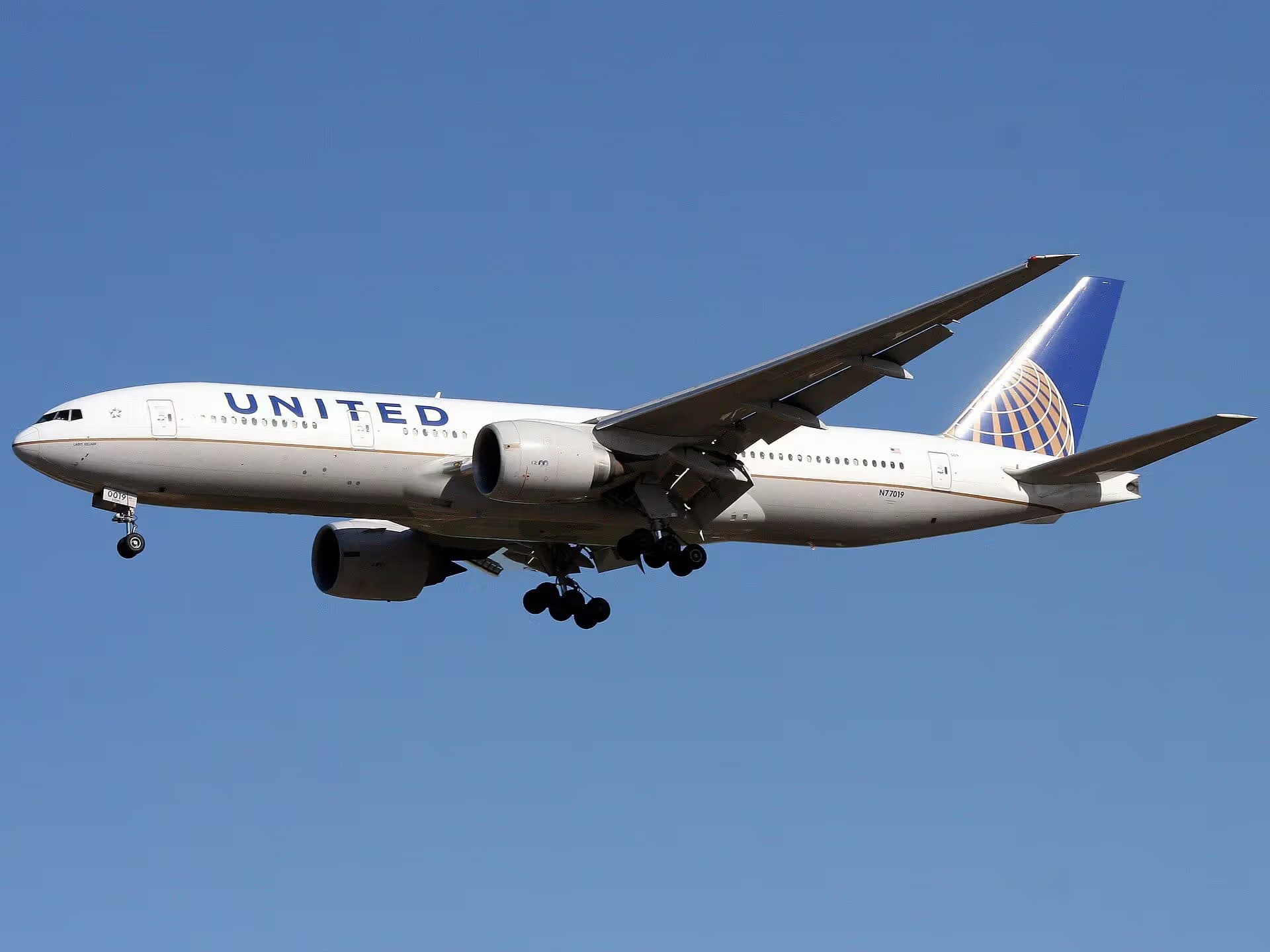 N77019 — Boeing