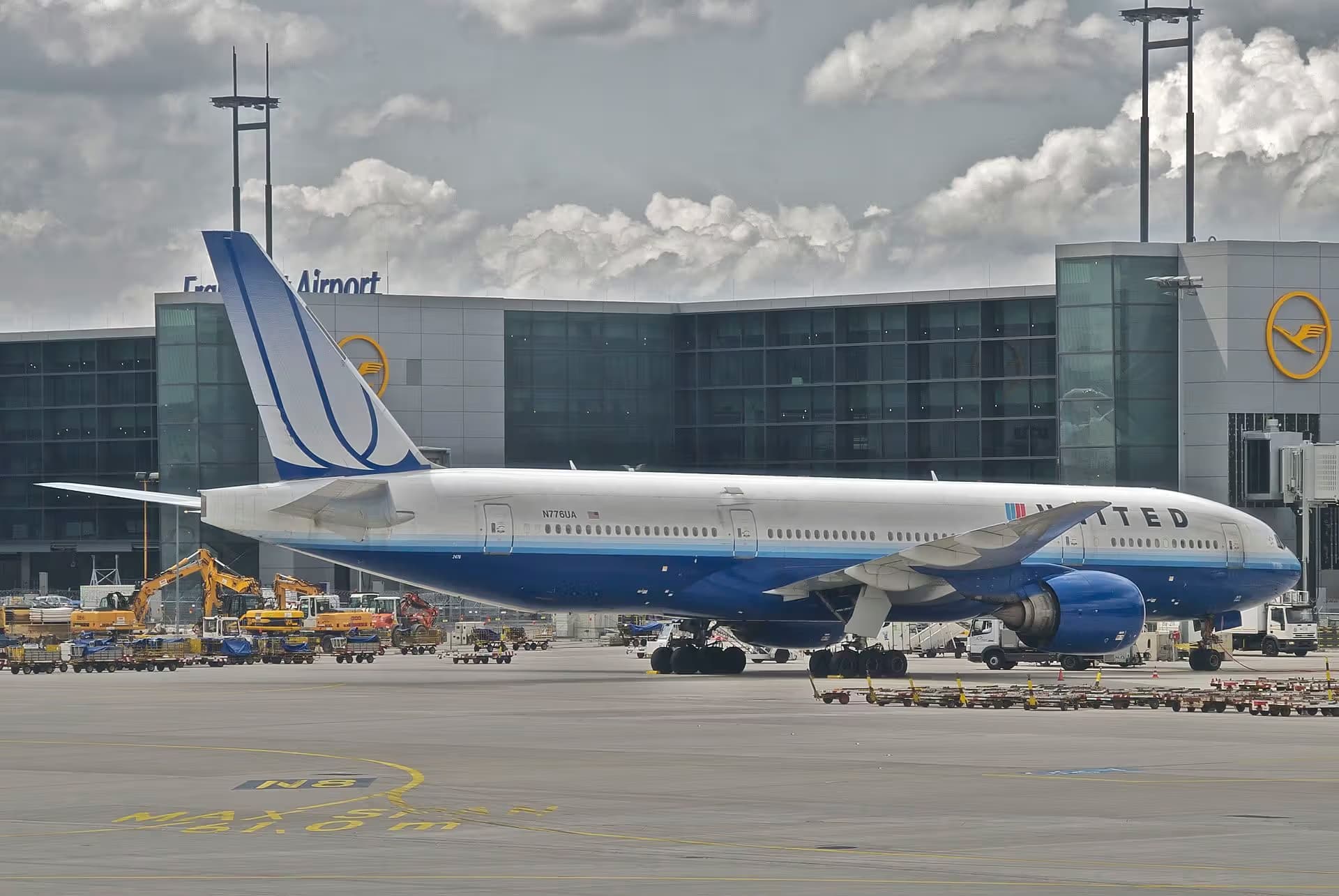 N776UA — Boeing