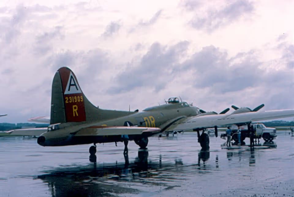 Unidentified — Aircraft