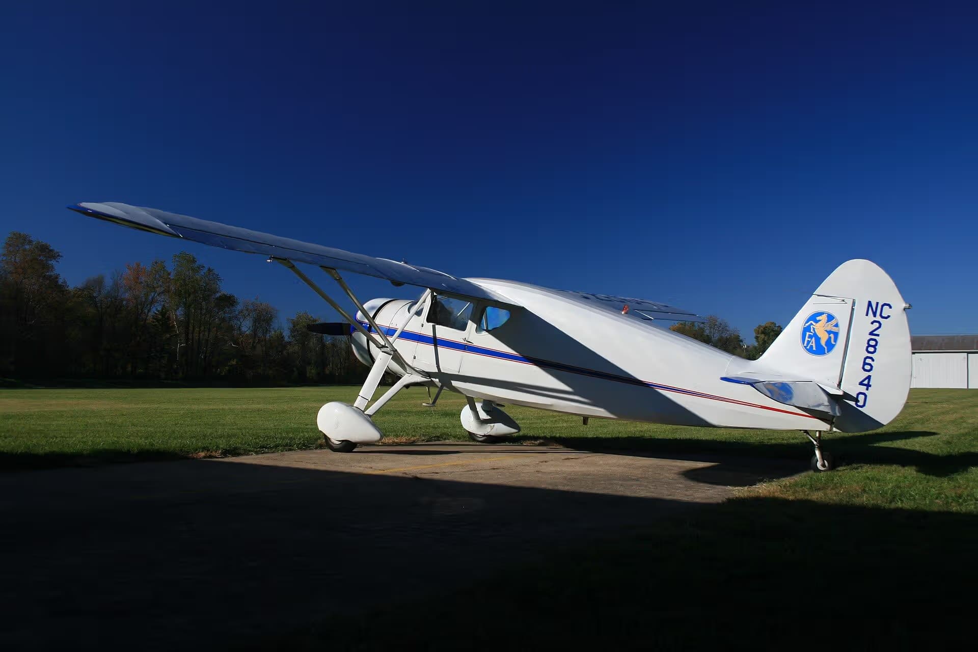 N28640 — Single-engine aircraft