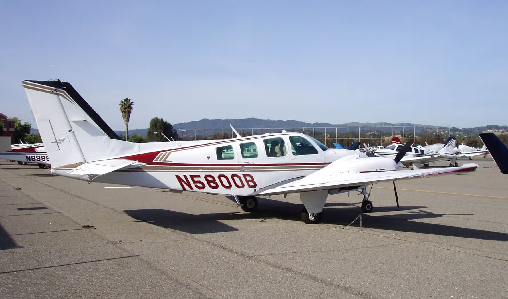N5800B — Beechcraft