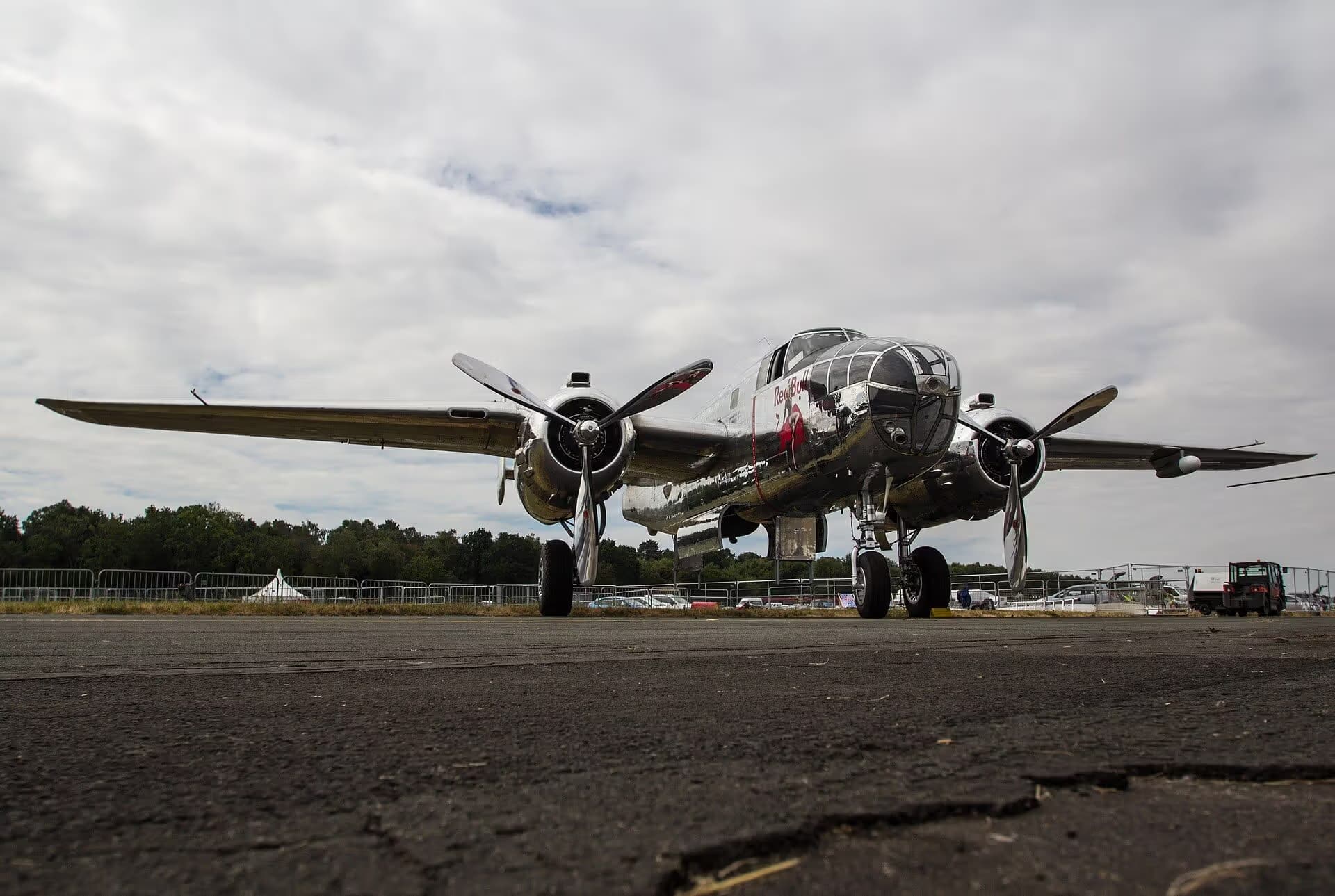 N6123C — Bombardier